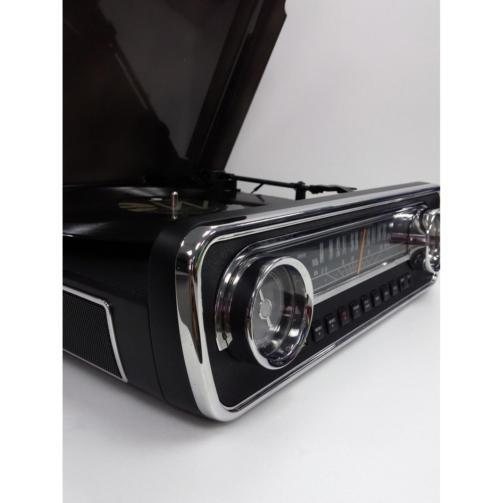 ION-MUSTANG-LP-4-in-1-Muzik-Sistemi-Siyah-2