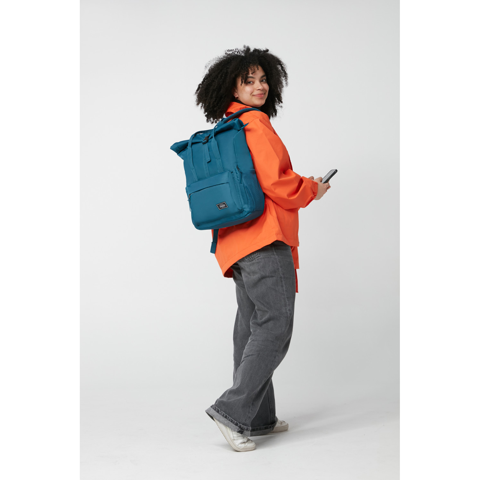 AMERICAN-TOURISTER-24G-23-057-15.6-Urban-Groove-UG25-Tote-Notebook-Sirt-Cantasi-Okyanus-Mavisi-10