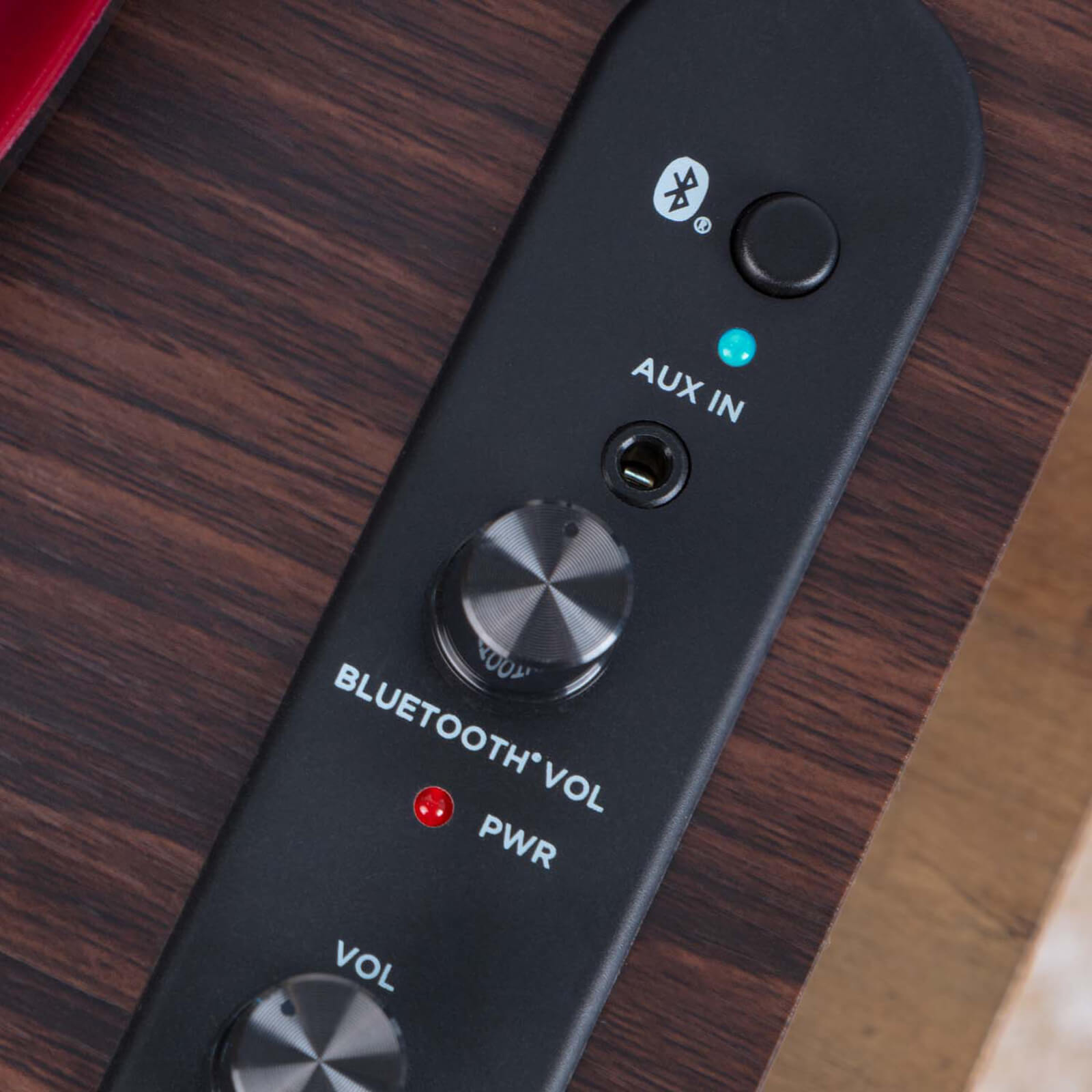 ION-LUXE-LP-Bluetooth-Hoparlorlu-Pikap-6
